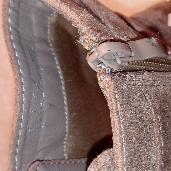 Beautiful Brand New Boots - Picture 11 of 14